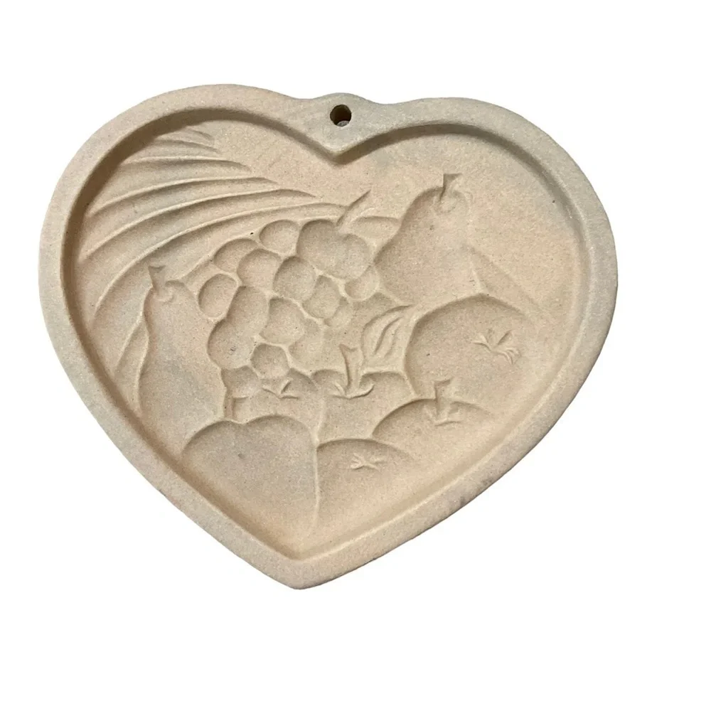 3 Vintage Pampered Chef Clay Stone Heart cookie Molds 1994 1995 1996